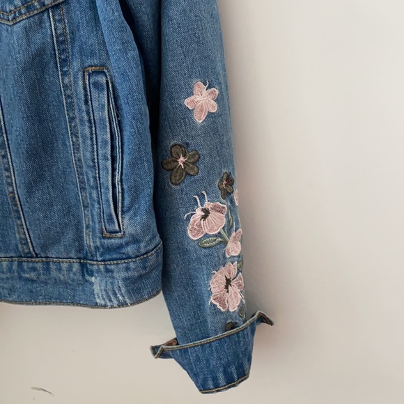 Denim jacket - Picture 3 of 3